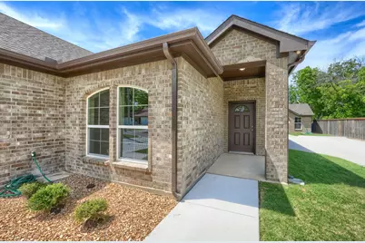 321 Fagg Drive, Lewisville, TX 75057 - Photo 3