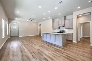 321 Fagg Dr, Lewisville, TX 75057 - Photo 9