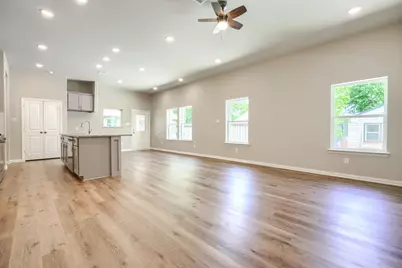 321 Fagg Drive, Lewisville, TX 75057 - Photo 5