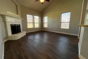201 Redhead Dr, Little Elm, TX 75068 - Photo 9