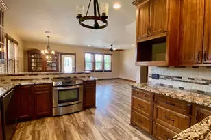 405 County Rd 1264, Whitesboro, TX 76273 - Photo 9