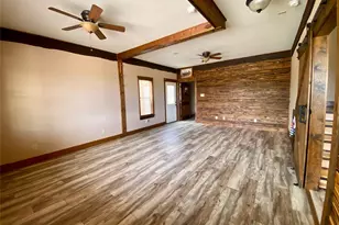 405 County Rd 1264, Whitesboro, TX 76273 - Photo 13