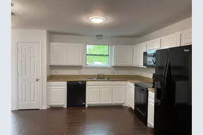 203 W Willow Street, Sanger, TX 76266 - Photo 3