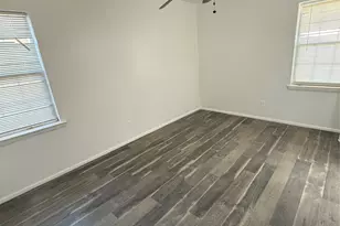 2529 Rutgers Dr, Irving, TX 75062 - Photo 5
