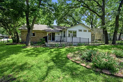 1017 Jarvis Lane, Azle, TX 76020 - Photo 15