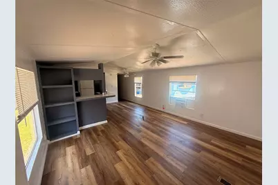 541 Simmons Way #8, Cedar Hill, TX 75104 - Photo 3