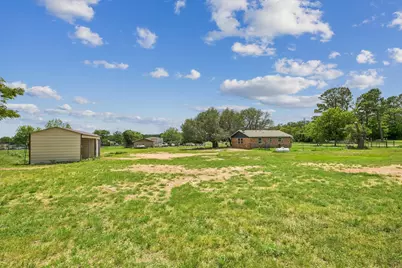 2762 W Highway 199, Springtown, TX 76082 - Photo 33