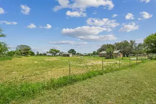 2762 W Hwy 199, Springtown, TX 76082 - Photo 33