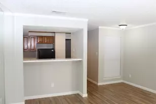 2300 Bamboo Dr, Arlington, TX 76006 - Photo 5