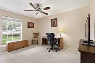 1902 Red Cypress Ct, Arlington, TX 76012 - Photo 23