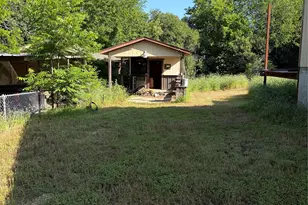 111 Four Feathers, Whitney, TX 76692 - Photo 9