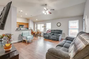 3321 Royal Crest Dr, Fort Worth, TX 76140 - Photo 9