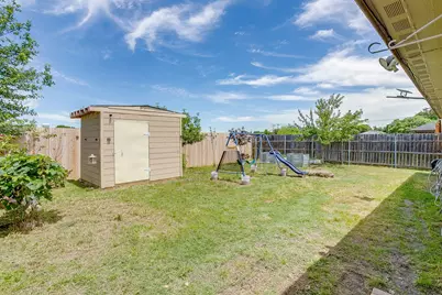 3321 Royal Crest Drive, Fort Worth, TX 76140 - Photo 33