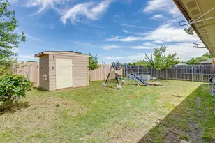 3321 Royal Crest Dr, Fort Worth, TX 76140 - Photo 33