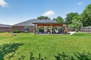 310 Vista Dr, Granbury, TX 76049 - Photo 29