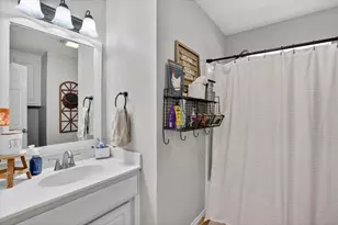 310 Vista Dr, Granbury, TX 76049 - Photo 19