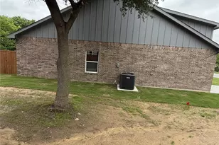 5617 De Cory Rd, Fort Worth, TX 76134 - Photo 9
