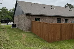 5617 De Cory Rd, Fort Worth, TX 76134 - Photo 11