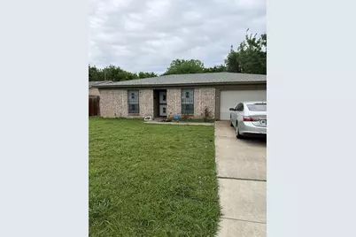 5617 De Cory Road, Fort Worth, TX 76134 - Photo 1