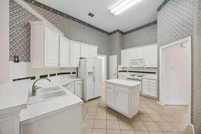 2232 Wembley Wood Lane, Bedford, TX 76022 - Photo 5