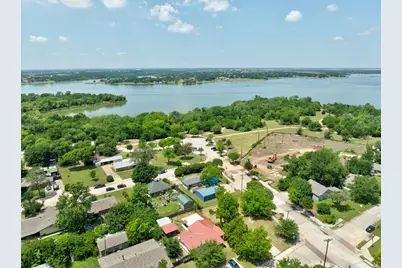 236 W Park Street, Little Elm, TX 75068 - Photo 3