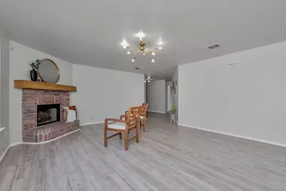 1037 Triple Crown Drive, Fort Worth, TX 76179 - Photo 9