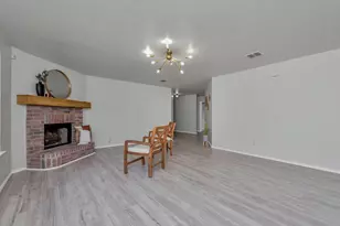 1037 Triple Crown Dr, Fort Worth, TX 76179 - Photo 9