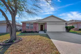 1037 Triple Crown Dr, Fort Worth, TX 76179 - Photo 1