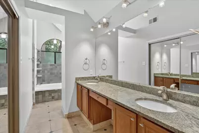 1225 Circle View Court, Grapevine, TX 76051 - Photo 25