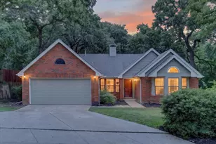 1225 Cir View Ct, Grapevine, TX 76051 - Photo 1