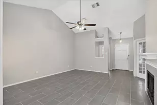 1225 Cir View Ct, Grapevine, TX 76051 - Photo 9