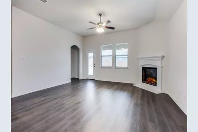 123 Lakeview Circle, Pilot Point, TX 76258 - Photo 13