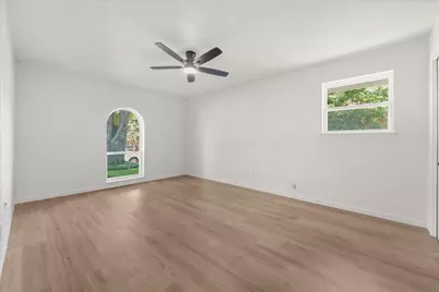 4108 Alicante Avenue, Fort Worth, TX 76133 - Photo 15