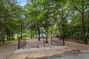1309 Utopia Ct, Tool, TX 75143 - Photo 3