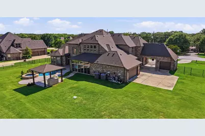 715 Simmons Road, Double Oak, TX 75077 - Photo 33