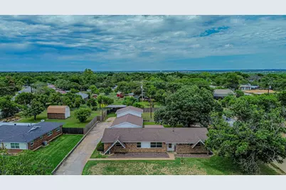 108 Mockingbird Lane, Weatherford, TX 76086 - Photo 3