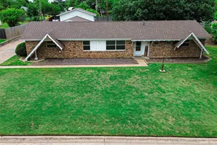 108 Mockingbird Ln, Weatherford, TX 76086 - Photo 1