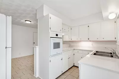 11038 Wyatt Street, Dallas, TX 75218 - Photo 13