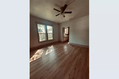 1221 W 2nd Avenue #A, Corsicana, TX 75110 - Photo 9