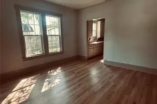 1221 W 2nd Ave, Corsicana, TX 75110 - Photo 9