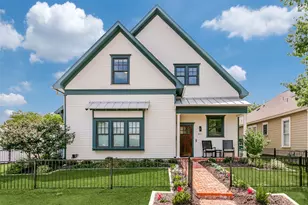 221 Austin St, Grapevine, TX 76051 - Photo 1