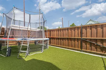 221 Austin Street, Grapevine, TX 76051 - Photo 39