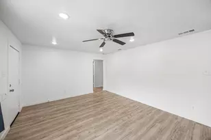 2800 Sierra Dr, Fort Worth, TX 76116 - Photo 9