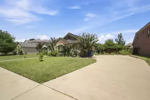 217 Nocona Dr, Waxahachie, TX 75165 - Photo 3