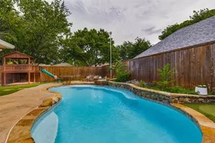 18807 Fortson Ave, Dallas, TX 75252 - Photo 19