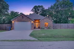 134 Towering Oaks, Tool, TX 75143 - Photo 1