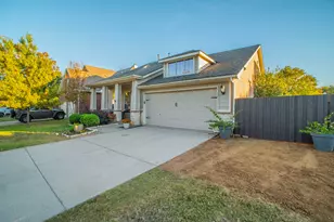 1620 Creekside Dr, Corinth, TX 76210 - Photo 3