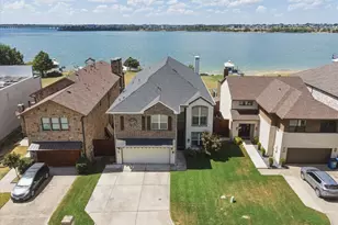 2213 Windjammer Way, Rowlett, TX 75088 - Photo 3