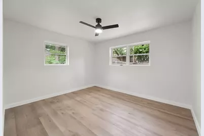 861 Woodcrest Drive, Hurst, TX 76053 - Photo 19