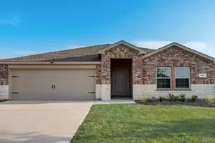 972 Glover Dr, Aubrey, TX 76227 - Photo 1